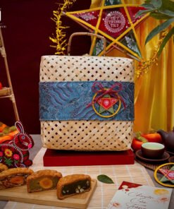 Set quà Trung thu - Chuyện của Cuội của Holla Queen