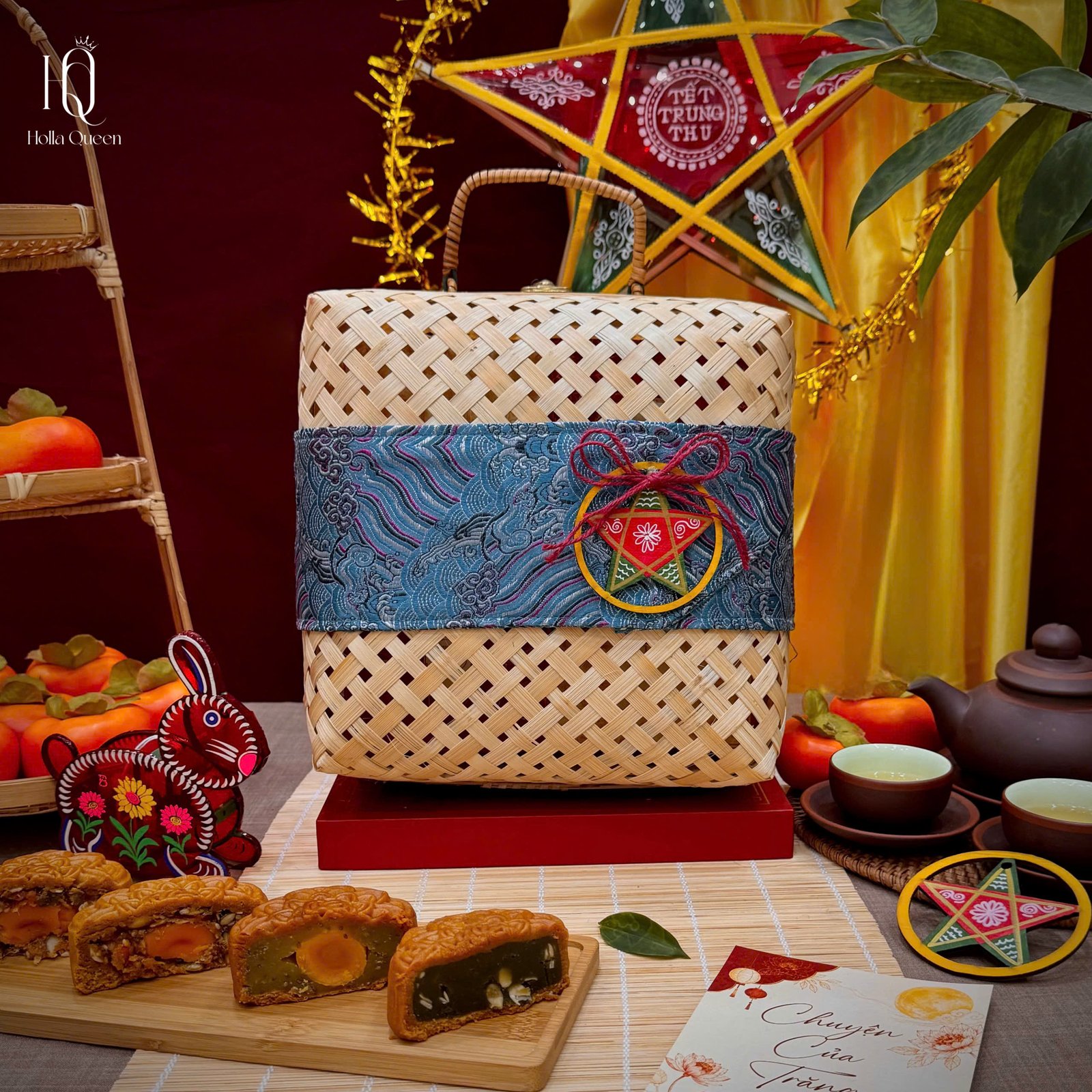 Set quà Trung thu - Chuyện của Cuội của Holla Queen