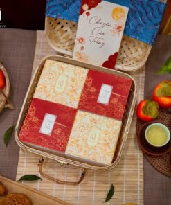 Set quà Trung thu - Chuyện của Cuội của Holla Queen